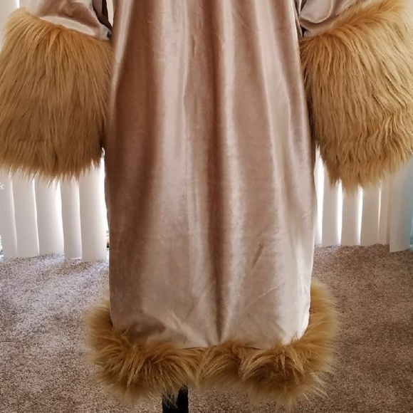 Custom Order Blonde Faux Fur Trim Gatsby Maxi Coat - Picture 6 of 8